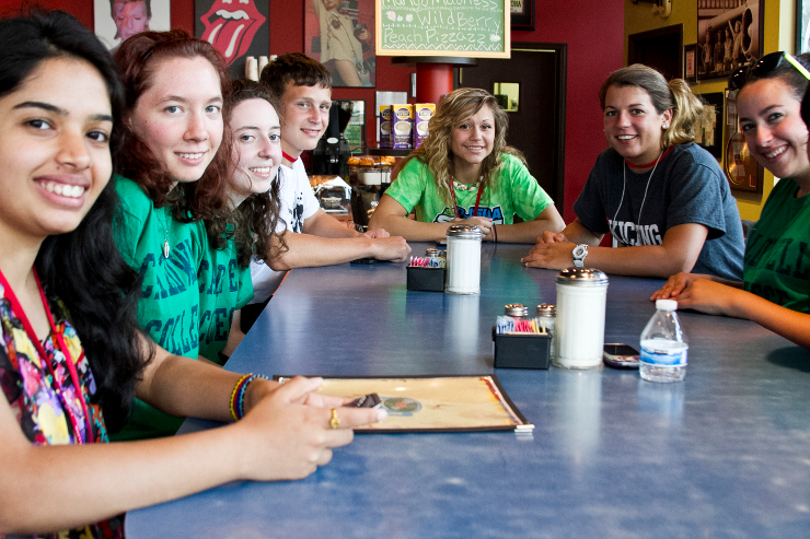 Students at local restaurant in Caldwell having lunch
