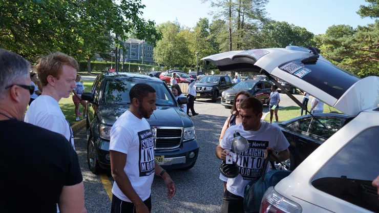 Freshmen moving in the dorm