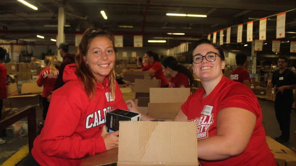 Caldwell Students volunteering in FoodBank